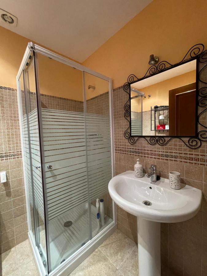 Lafrenchtouch - Relajate Y Desconecta Al Pueblo Villa Villanueva de Tapia Ngoại thất bức ảnh
